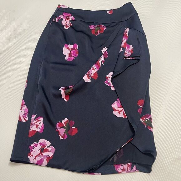 JOIE Alphina Front Drape Floral Print Knee Length Skirt Size 2 - Picture 2 of 10